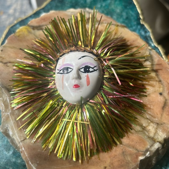 Vintage Jewelry - Vintage Tinsel Clown Brooch Pin